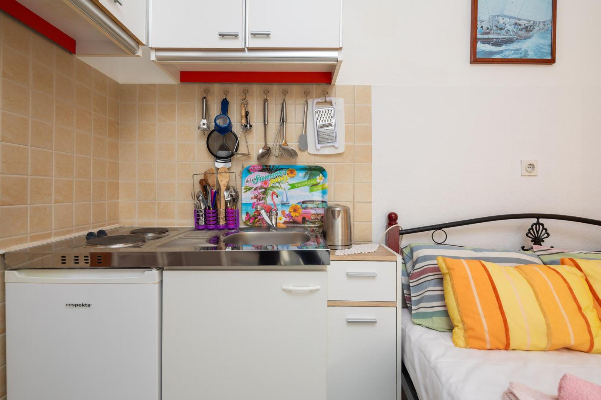 Urban Edge - Beach Apartments Omis Exterior photo